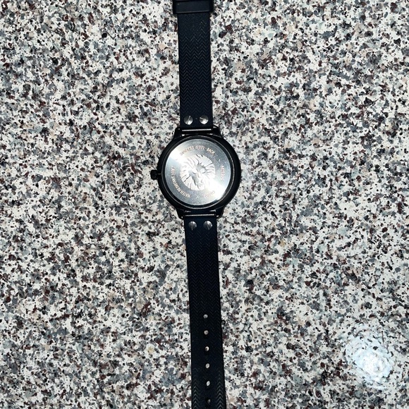 Anne Klein Watch - Picture 2 of 2